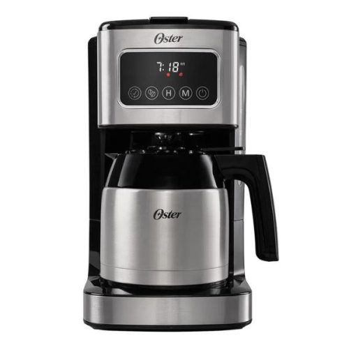 Cafetera programable de 8 tazas con pantalla táctil Oster® BVSTDC4404
